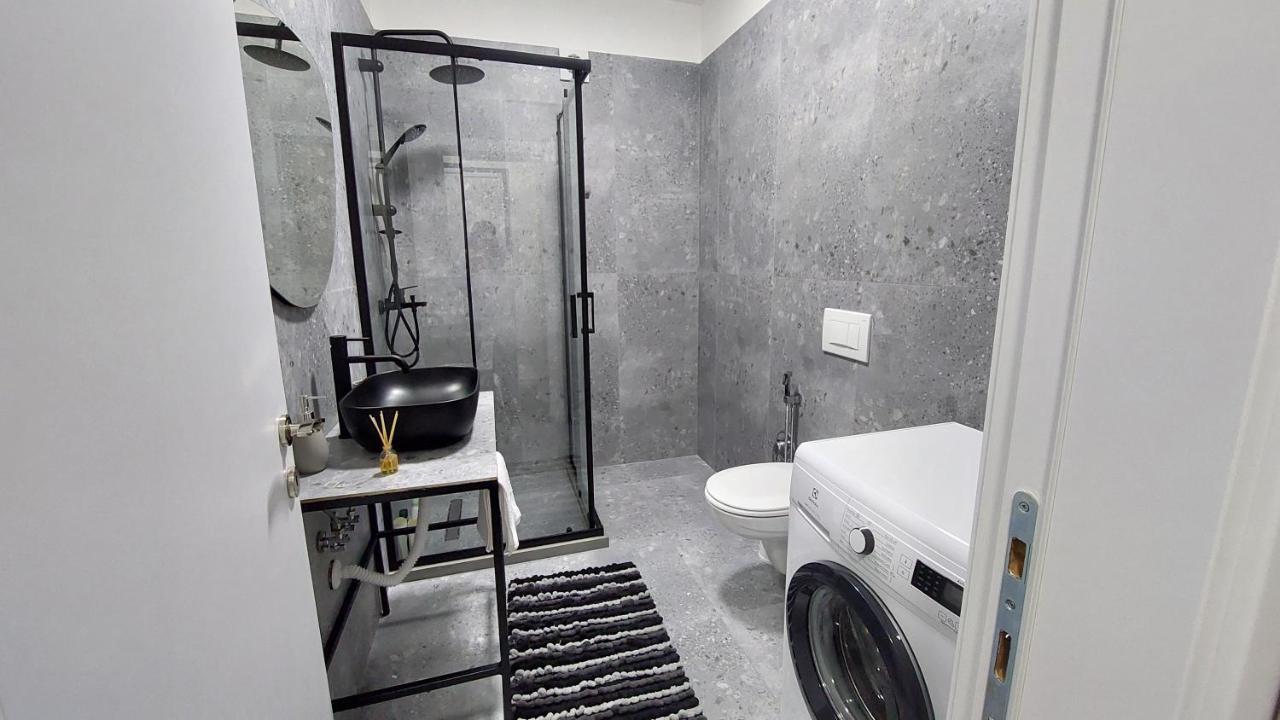 Amelja'S Apartment Shkodër Екстериор снимка